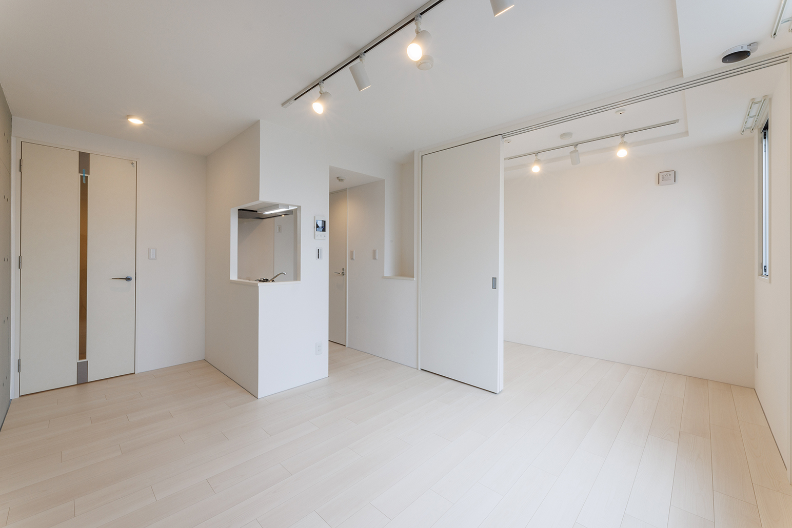 quador御器所BLANC