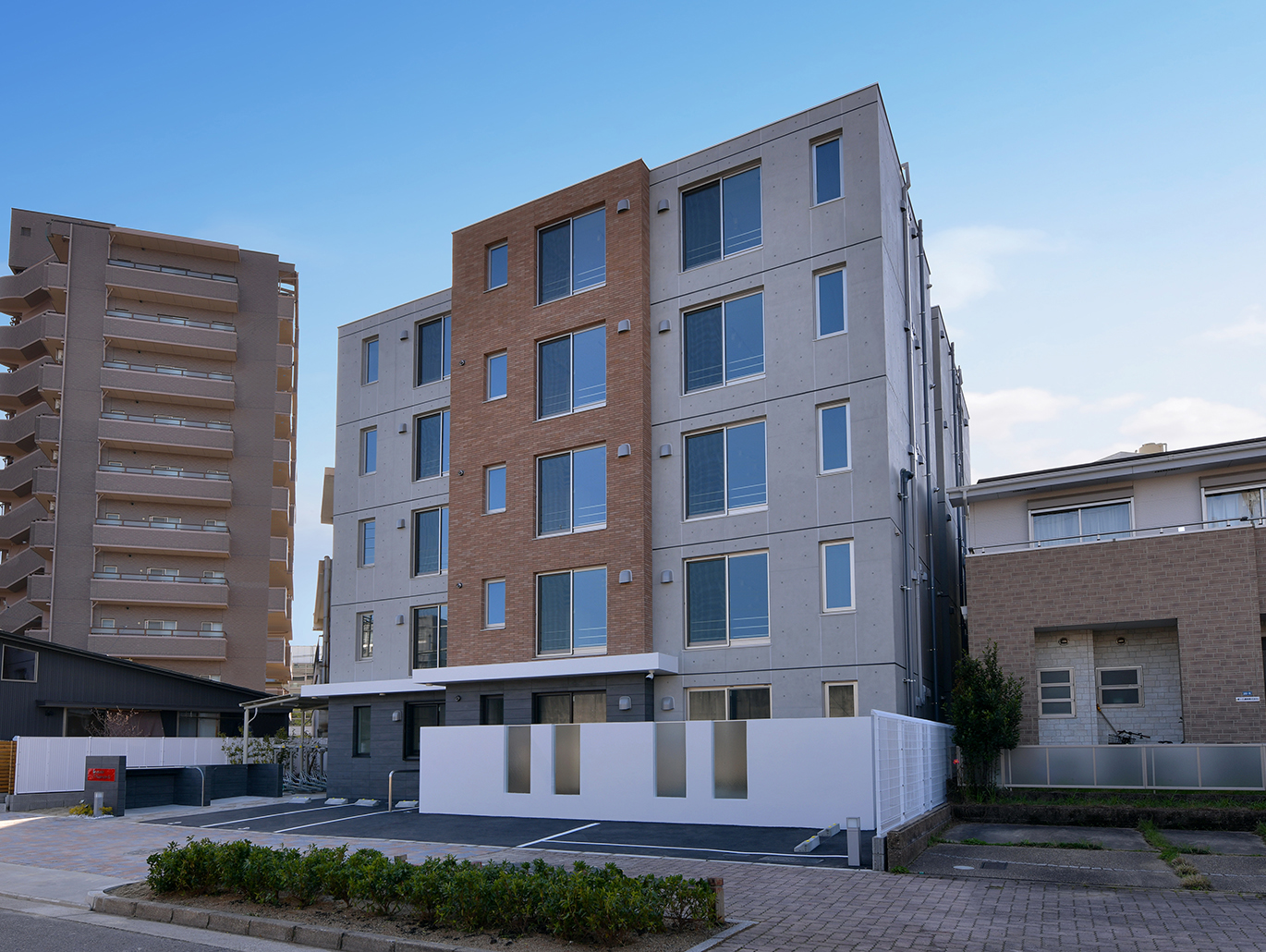 quador名古屋城駅