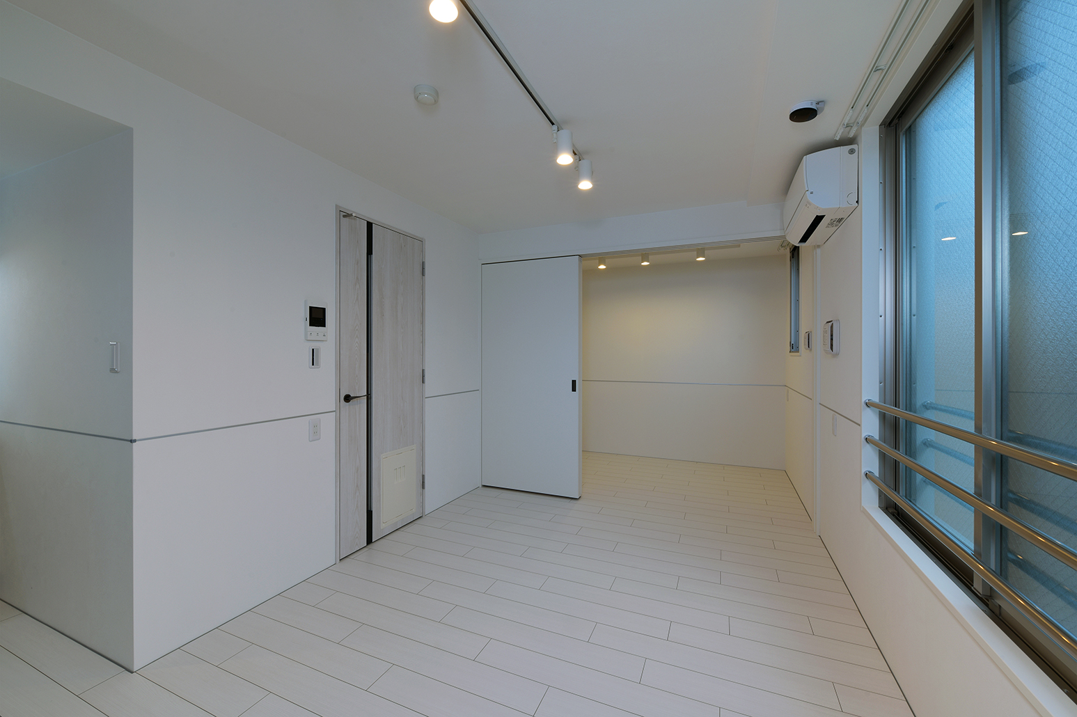 quador名古屋城駅