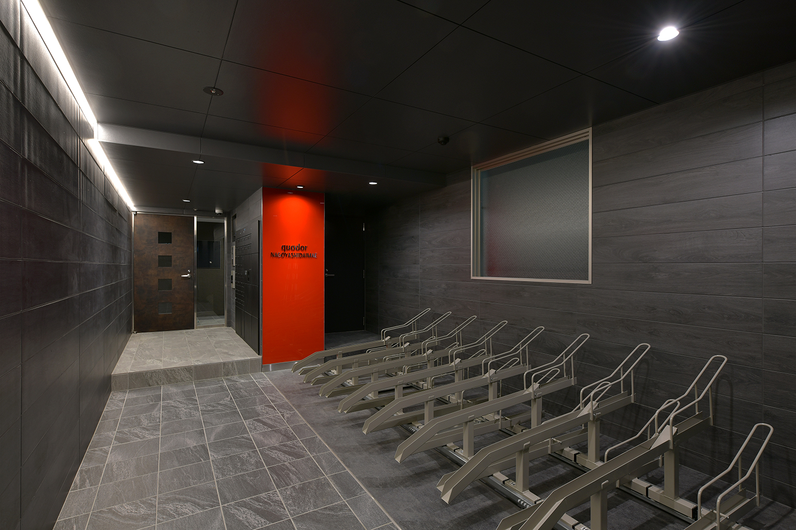 quador名古屋市大前